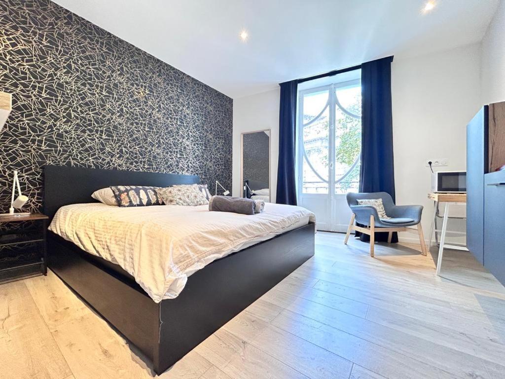 Tour D'Auvergne - Appartements En Plein Centre Ville, Proche De La Cathedrale Et De La Place De Jaude Clermont-Ferrand Kültér fotó