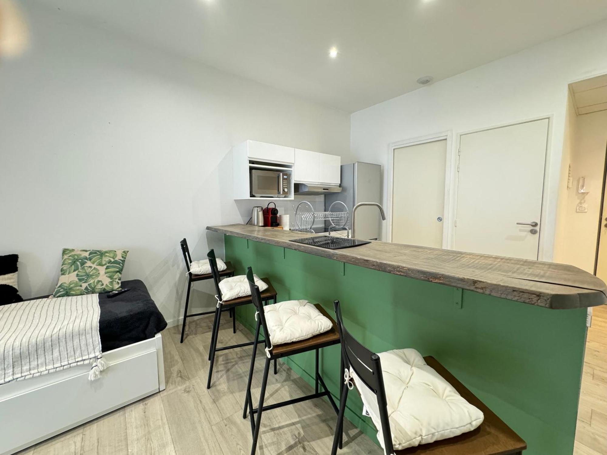 Tour D'Auvergne - Appartements En Plein Centre Ville, Proche De La Cathedrale Et De La Place De Jaude Clermont-Ferrand Kültér fotó