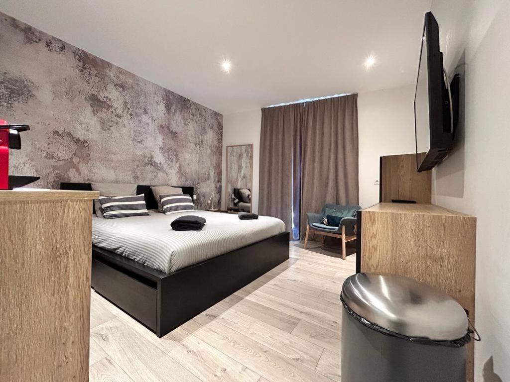 Tour D'Auvergne - Appartements En Plein Centre Ville, Proche De La Cathedrale Et De La Place De Jaude Clermont-Ferrand Kültér fotó